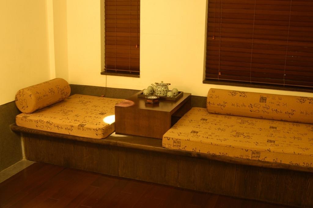 Baolong Homelike Hotel - Henglong Hotel Jingan Экстерьер фото