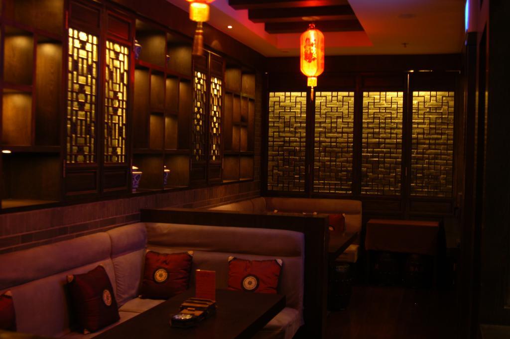 Baolong Homelike Hotel - Henglong Hotel Jingan Экстерьер фото